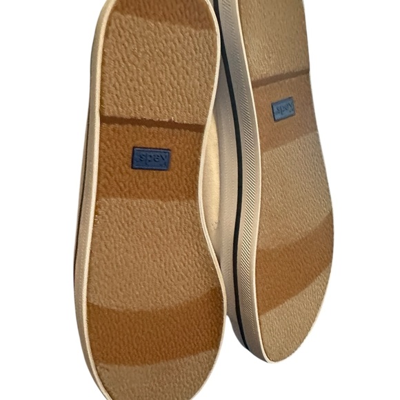 NIB Keds White Canvas Sneakers Size 7 - Picture 5 of 5